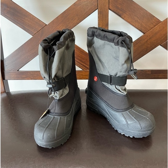 Columbia 200g Isolant snow boots in a size 5 - Picture 1 of 16